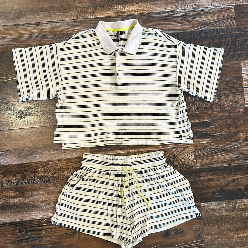 Volcom size small shorts and top set